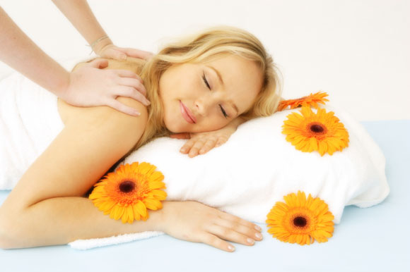 http://www.massagebymara.com/massage580.jpg